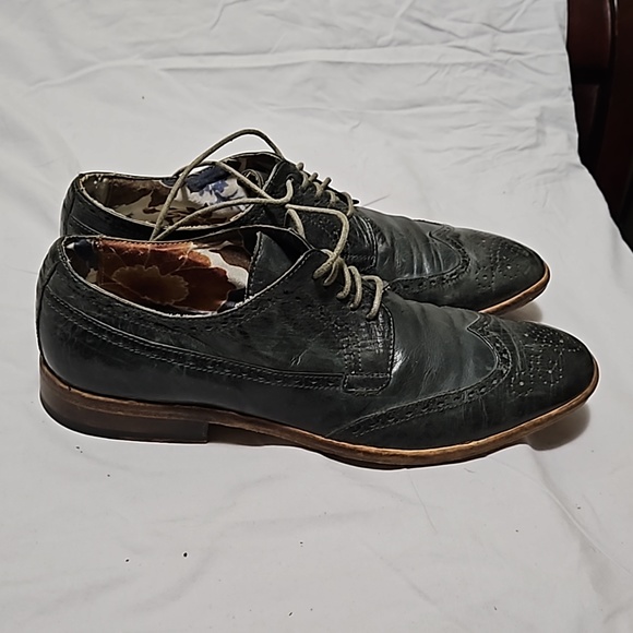 Shoes by Début. - Picture 2 of 8